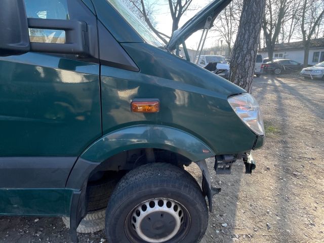 bontott MERCEDES-BENZ SPRINTER Jobb első Sárvédő