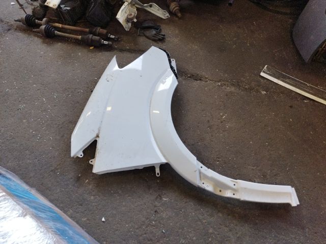 bontott MERCEDES-BENZ SPRINTER Jobb első Sárvédő