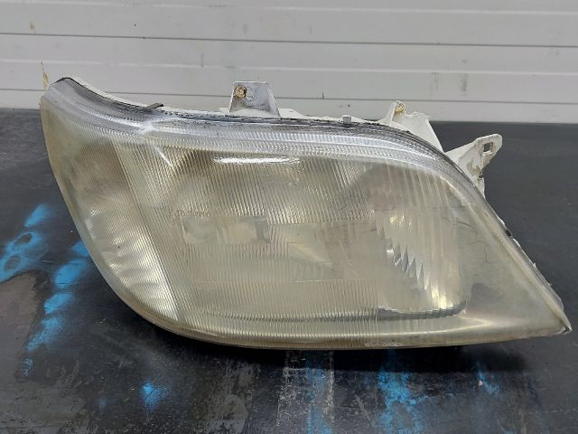 bontott MERCEDES-BENZ SPRINTER Jobb Fényszóró