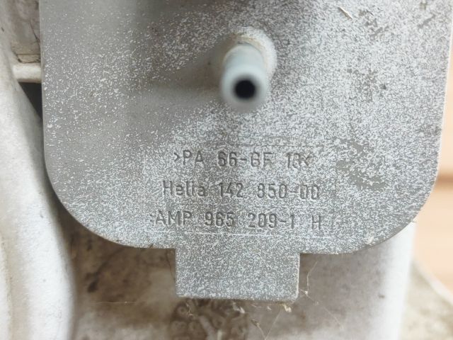 bontott MERCEDES-BENZ SPRINTER Jobb Fényszóró