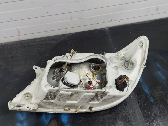 bontott MERCEDES-BENZ SPRINTER Jobb Fényszóró