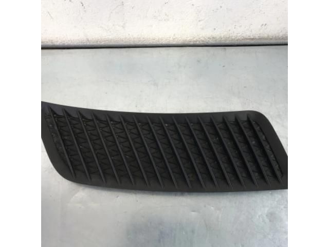 bontott MERCEDES-BENZ SPRINTER Jobb Ködlámpa Rács