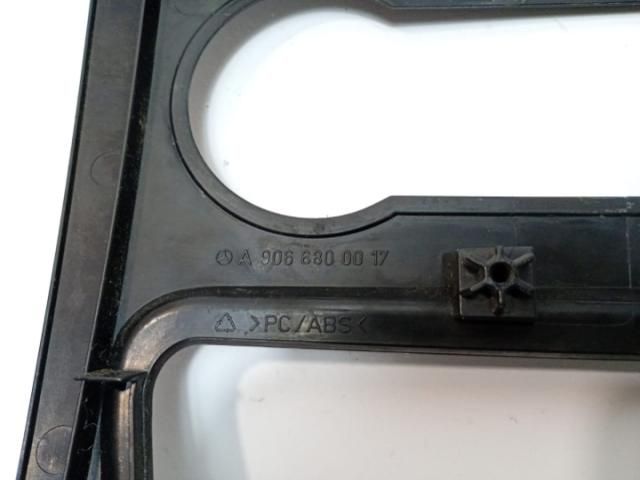 bontott MERCEDES-BENZ SPRINTER Középső Műszerfal Díszléc