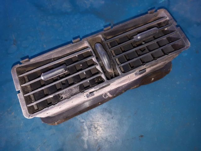 bontott MERCEDES-BENZ SPRINTER Középső Szellőző