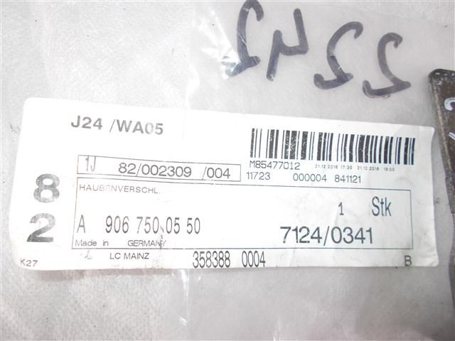 bontott MERCEDES-BENZ SPRINTER Motorháztető Jobb Zsanér