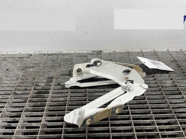 bontott MERCEDES-BENZ SPRINTER Motorháztető Zsanér Pár