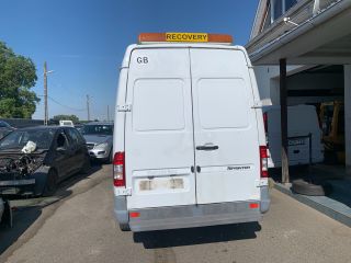 bontott MERCEDES-BENZ SPRINTER Tankajtó