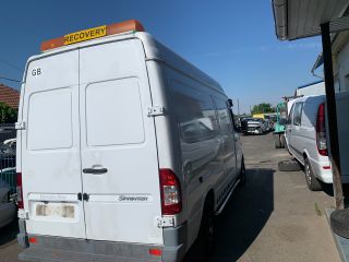 bontott MERCEDES-BENZ SPRINTER Tankajtó