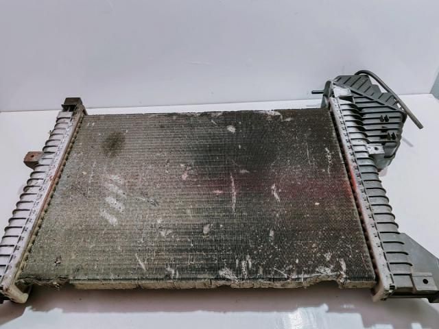 bontott MERCEDES-BENZ SPRINTER Vízhűtő Radiátor Tartó
