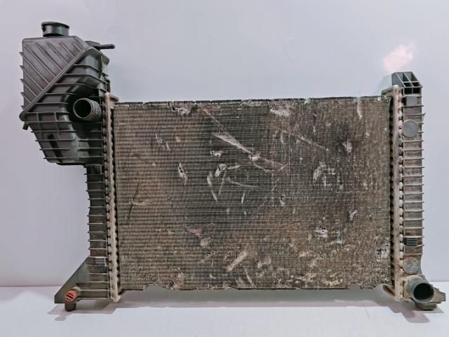 bontott MERCEDES-BENZ SPRINTER Vízhűtő Radiátor Tartó