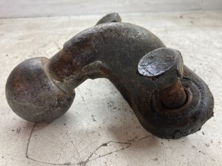 bontott MERCEDES-BENZ SPRINTER Vonóhorog