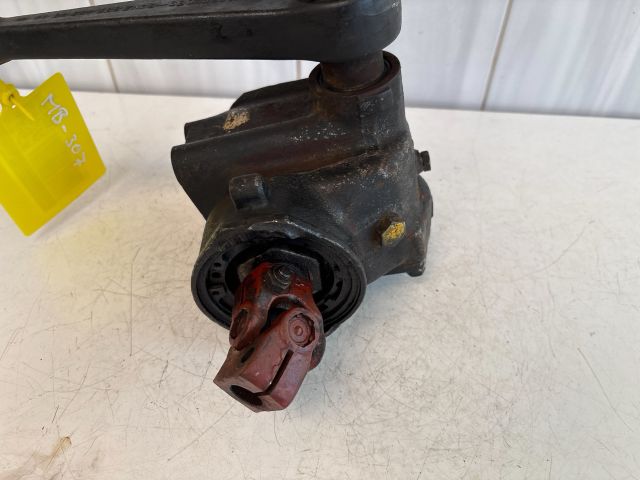 bontott MERCEDES-BENZ T1 Kormányszervó Motor (Hidraulikus)