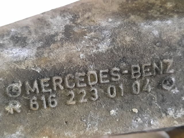 bontott MERCEDES-BENZ T1 Motor Tartó Bak (Fém)