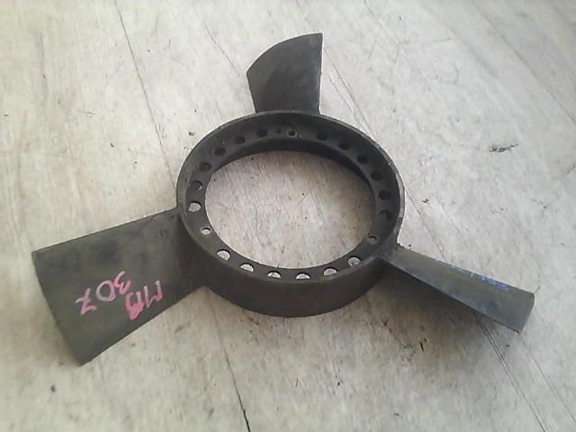 bontott MERCEDES-BENZ T1/TN Hűtőventilátor Lapát