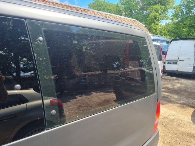 bontott MERCEDES-BENZ V-CLASS Bal C Oszlop Oldalablak Üveg