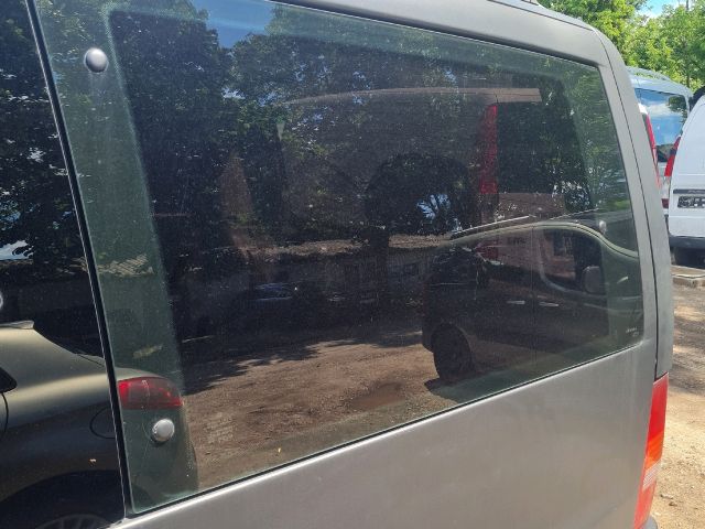 bontott MERCEDES-BENZ V-CLASS Bal C Oszlop Oldalablak Üveg