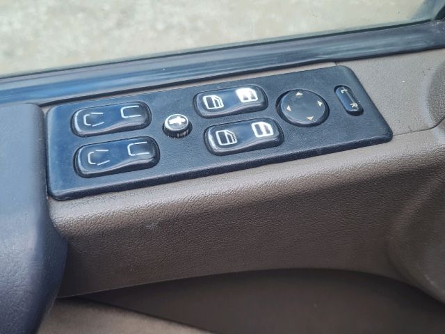 bontott MERCEDES-BENZ V-CLASS Bal első Ablakemelő Kapcsoló