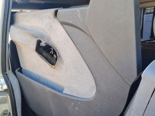 bontott MERCEDES-BENZ V-CLASS Bal első Ajtó Kárpit