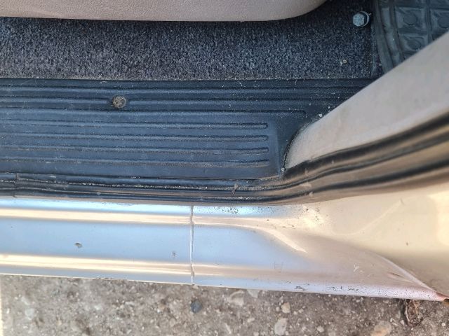 bontott MERCEDES-BENZ V-CLASS Bal első Belső Küszöb Burkolat