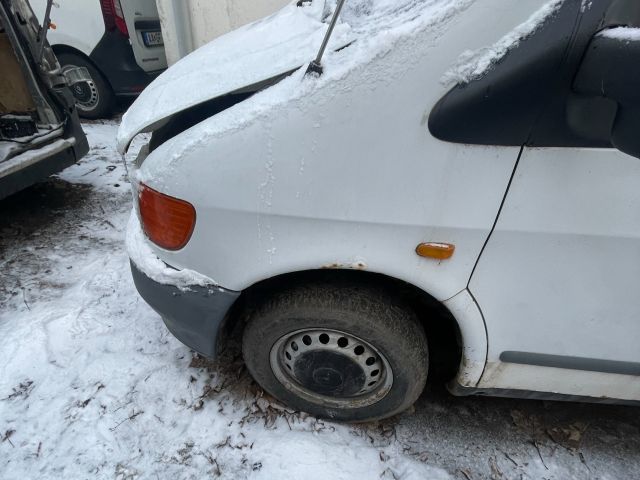 bontott MERCEDES-BENZ V-CLASS Bal első Sárvédő