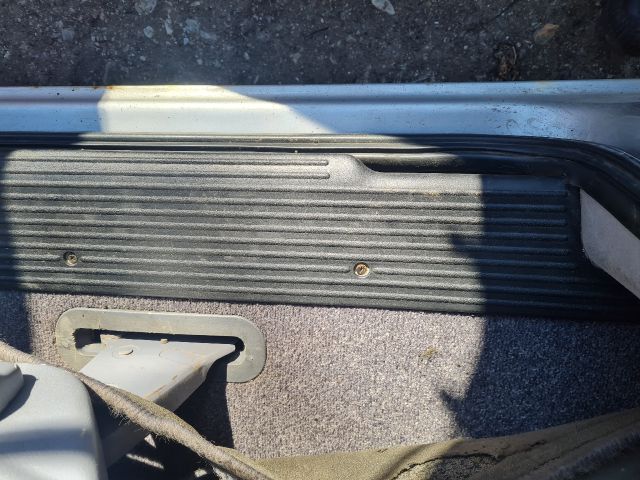 bontott MERCEDES-BENZ V-CLASS Bal hátsó Belső Küszöb Burkolat