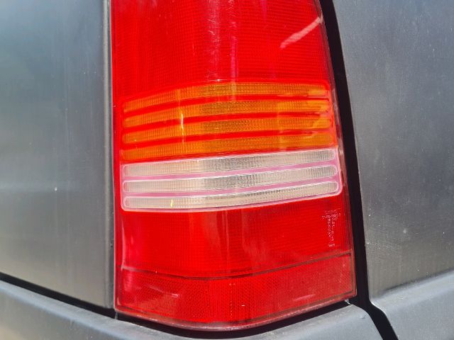 bontott MERCEDES-BENZ V-CLASS Bal Hátsó Lámpa