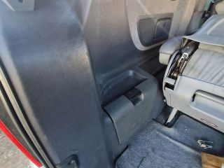 bontott MERCEDES-BENZ V-CLASS Bal hátsó Ülés melletti Kárpit
