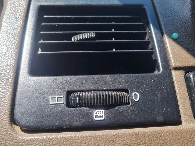 bontott MERCEDES-BENZ V-CLASS Bal Szellőző