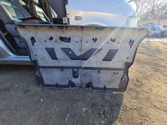 bontott MERCEDES-BENZ V-CLASS Csomagtérajtó Kárpit