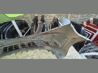 bontott MERCEDES-BENZ V-CLASS Első Lökhárító (Üresen)