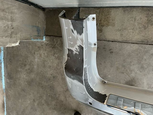 bontott MERCEDES-BENZ V-CLASS Hátsó Lökhárító (Üresen)