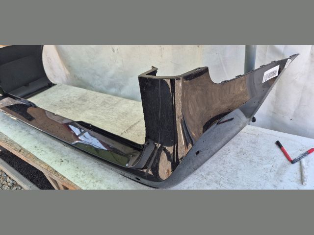 bontott MERCEDES-BENZ V-CLASS Hátsó Lökhárító (Üresen)