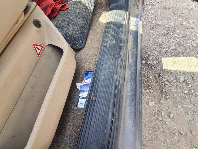 bontott MERCEDES-BENZ V-CLASS Jobb első Belső Küszöb Burkolat