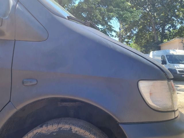 bontott MERCEDES-BENZ V-CLASS Jobb első Sárvédő