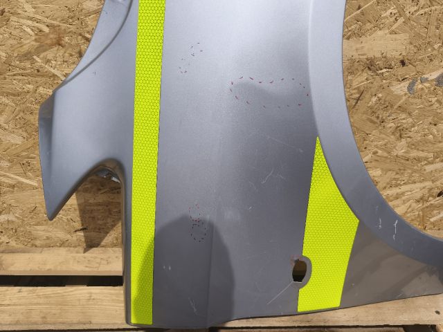 bontott MERCEDES-BENZ V-CLASS Jobb első Sárvédő