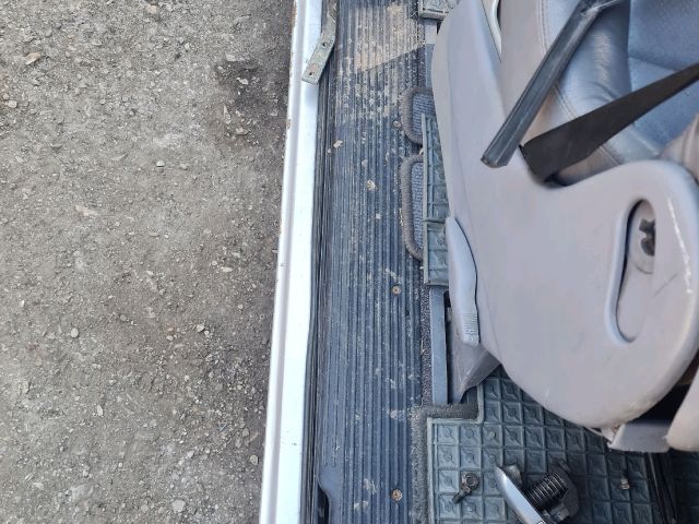 bontott MERCEDES-BENZ V-CLASS Jobb hátsó Belső Küszöb Burkolat