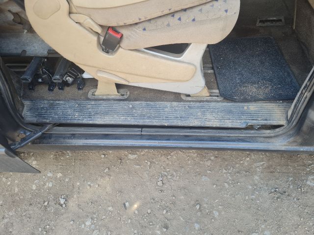 bontott MERCEDES-BENZ V-CLASS Jobb hátsó Belső Küszöb Burkolat