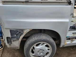 bontott MERCEDES-BENZ V-CLASS Jobb hátsó Sárvédő Szélesítő