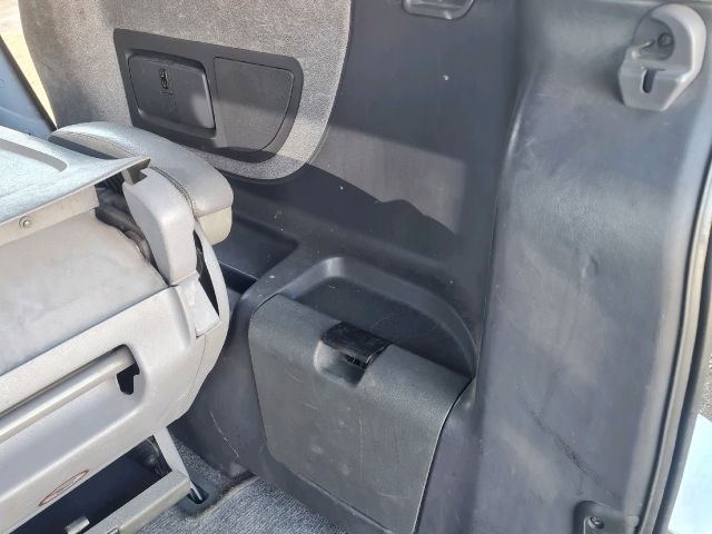 bontott MERCEDES-BENZ V-CLASS Jobb hátsó Ülés melletti Kárpit