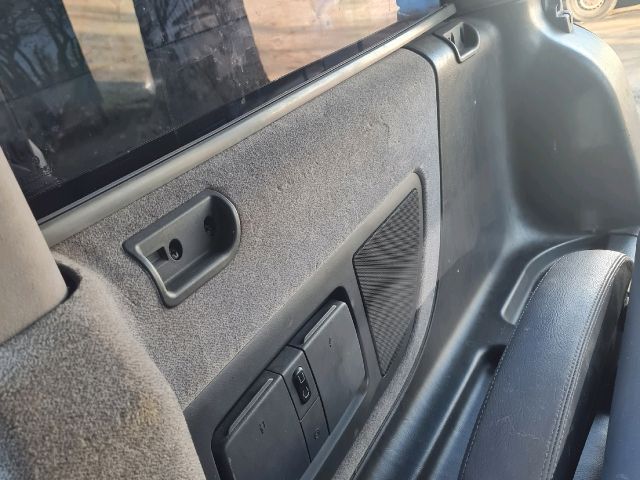 bontott MERCEDES-BENZ V-CLASS Jobb hátsó Ülés melletti Kárpit