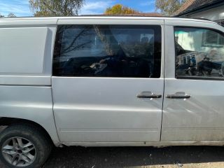 bontott MERCEDES-BENZ V-CLASS Jobb Tolóajtó (Üres lemez)