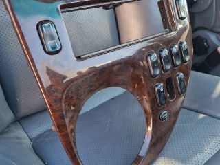 bontott MERCEDES-BENZ V-CLASS Középső Szellőző