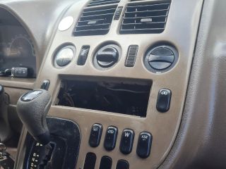 bontott MERCEDES-BENZ V-CLASS Középső Szellőző