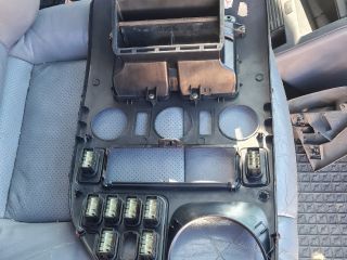 bontott MERCEDES-BENZ V-CLASS Középső Szellőző