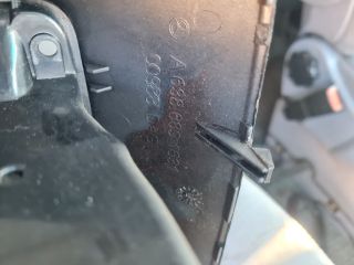 bontott MERCEDES-BENZ V-CLASS Középső Szellőző