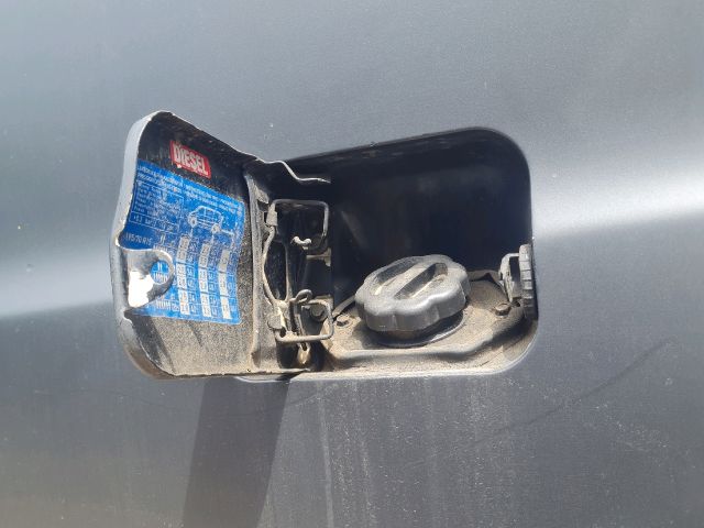 bontott MERCEDES-BENZ V-CLASS Tankajtó