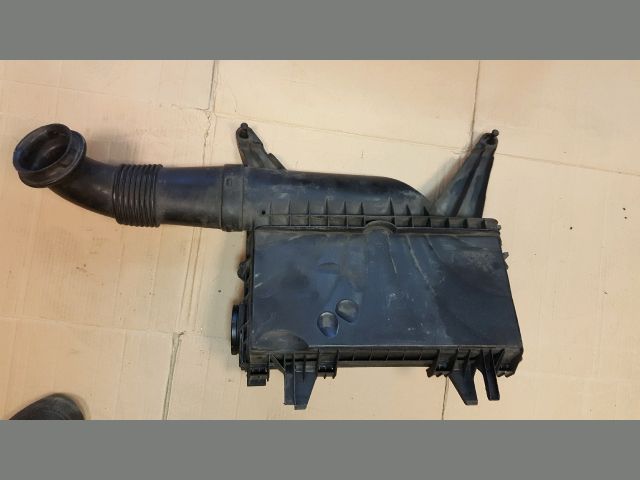 bontott MERCEDES-BENZ V-CLASS Légszűrő Ház