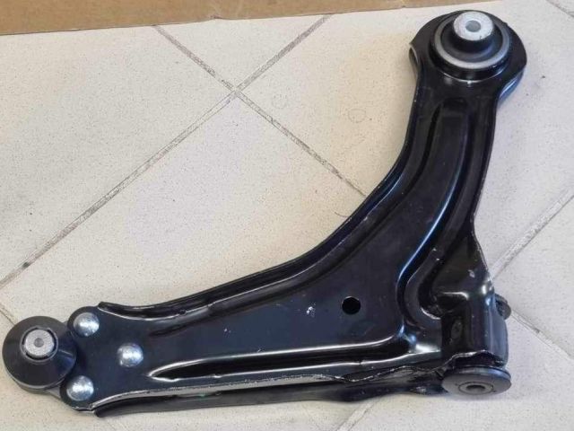 bontott MERCEDES-BENZ V-CLASS Jobb első Lengőkar