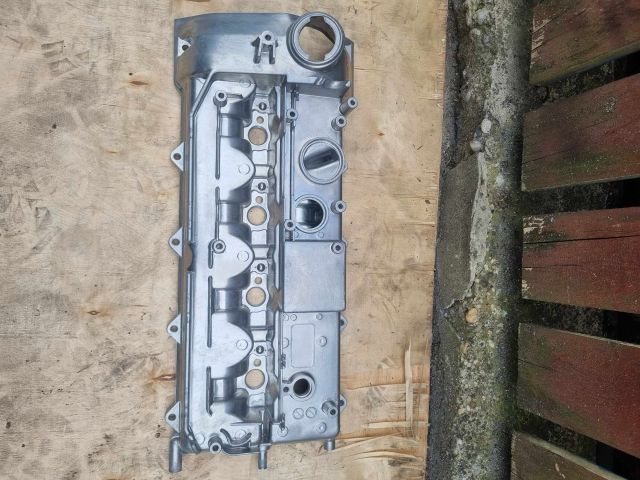 bontott MERCEDES-BENZ V-CLASS Szelepfedél