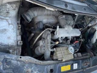 bontott MERCEDES-BENZ V-CLASS Motor (Fűzött blokk hengerfejjel)